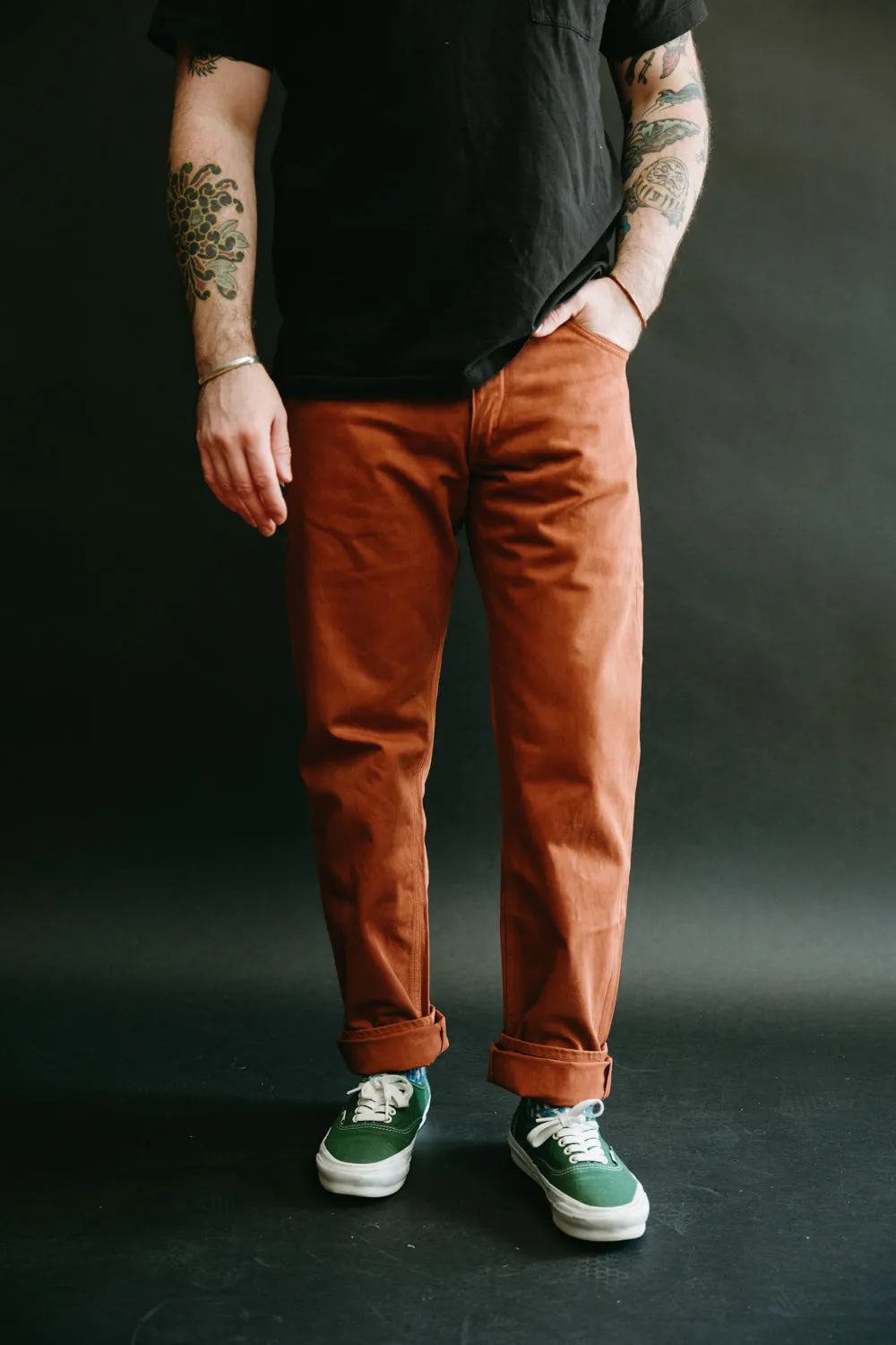 1852S - "Amami Dorozome" Relaxed Tapered Mud Dyed Eastern Jeans - Brown