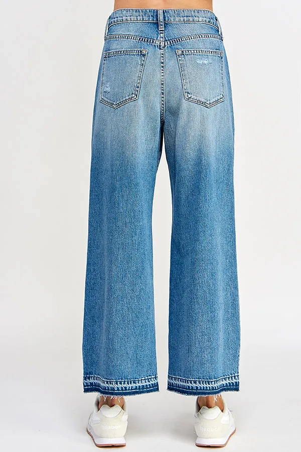 HIGH RISE WIDE LEG JEANS WITH DISTRESSED RELEASE HEM IN MEDIUM VINTAGE   /  SP-P12700