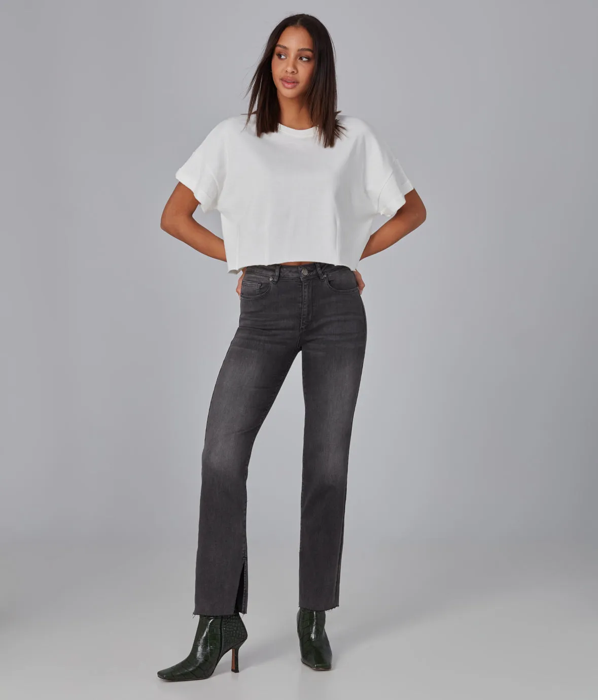 JASPER-SG Mid Rise Straight Jeans