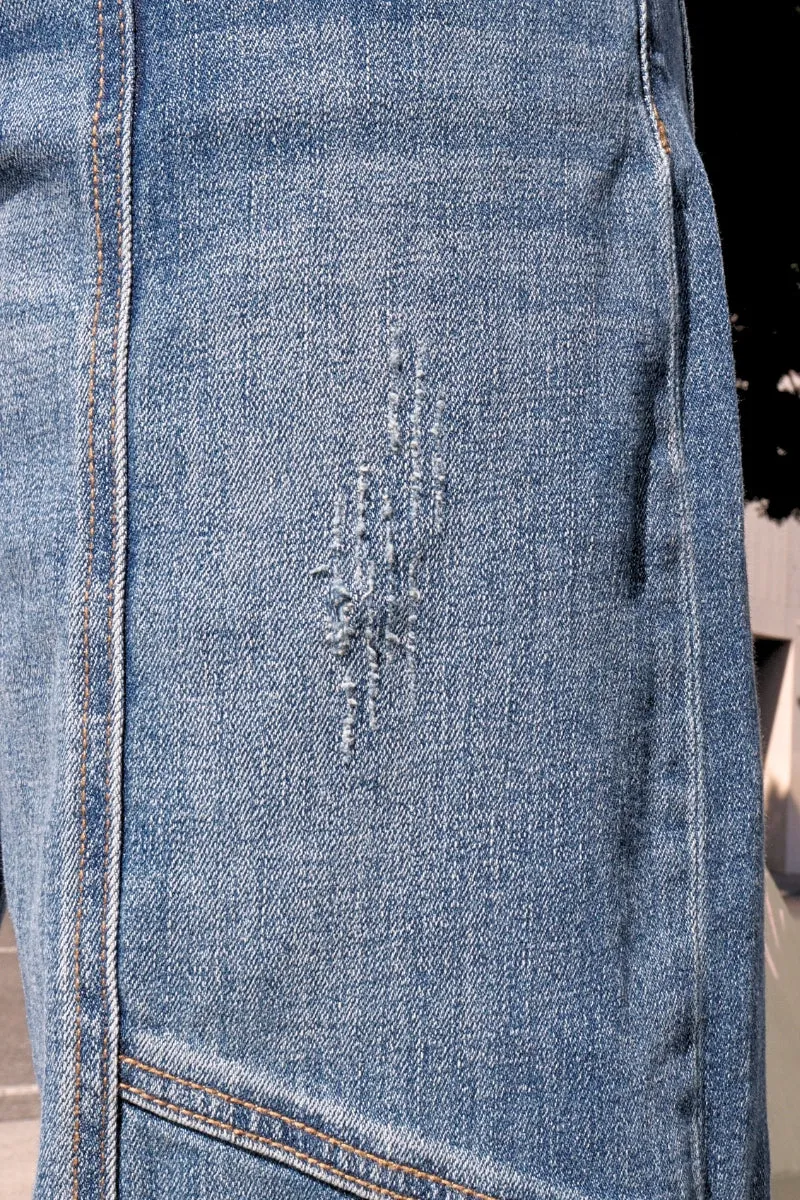 RELAXED TAPERED HIGH RISE CUT SEAM DETAILING BARREL JEANS