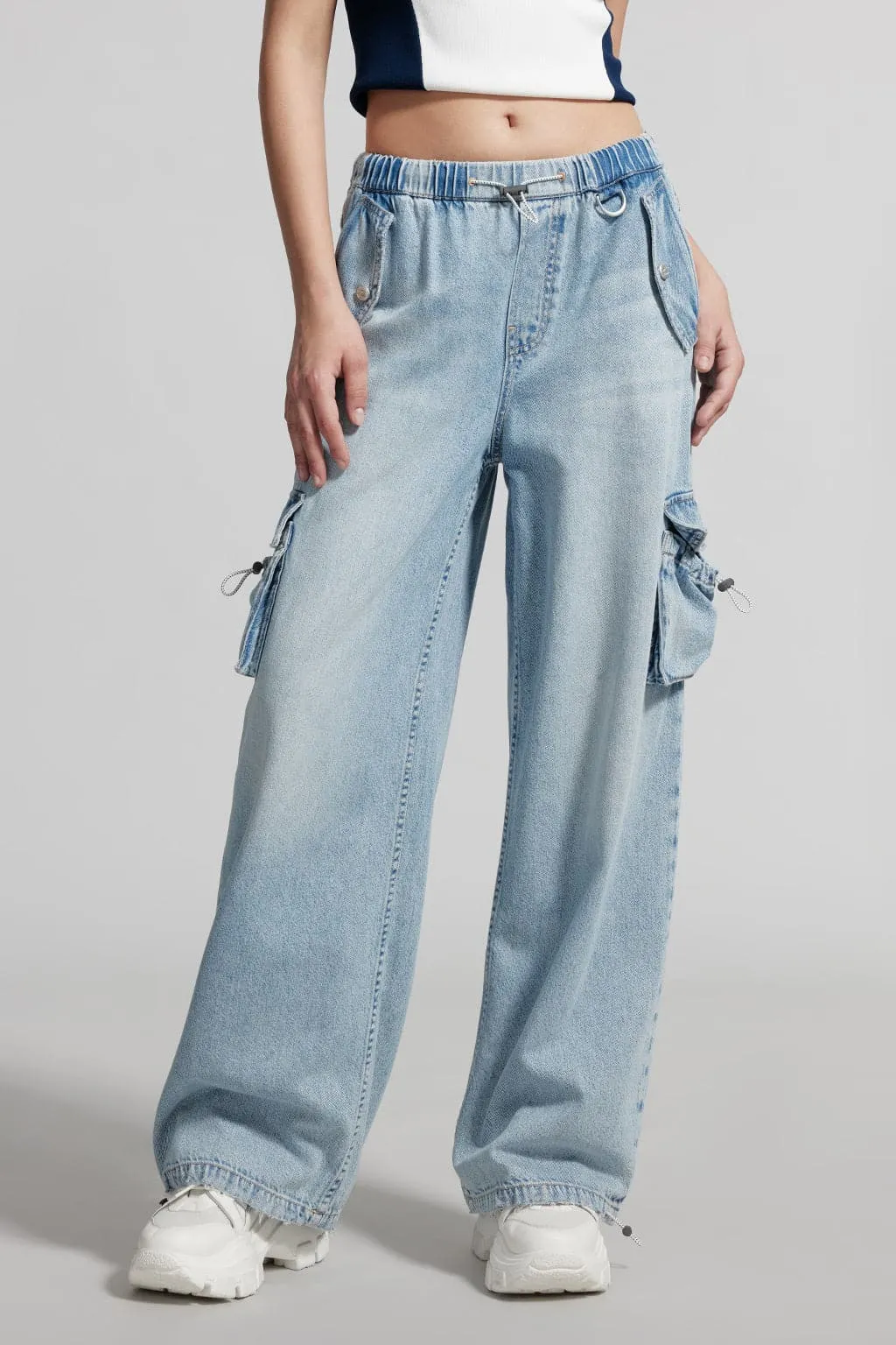 Straight-Leg Jeans With Elastic Waist