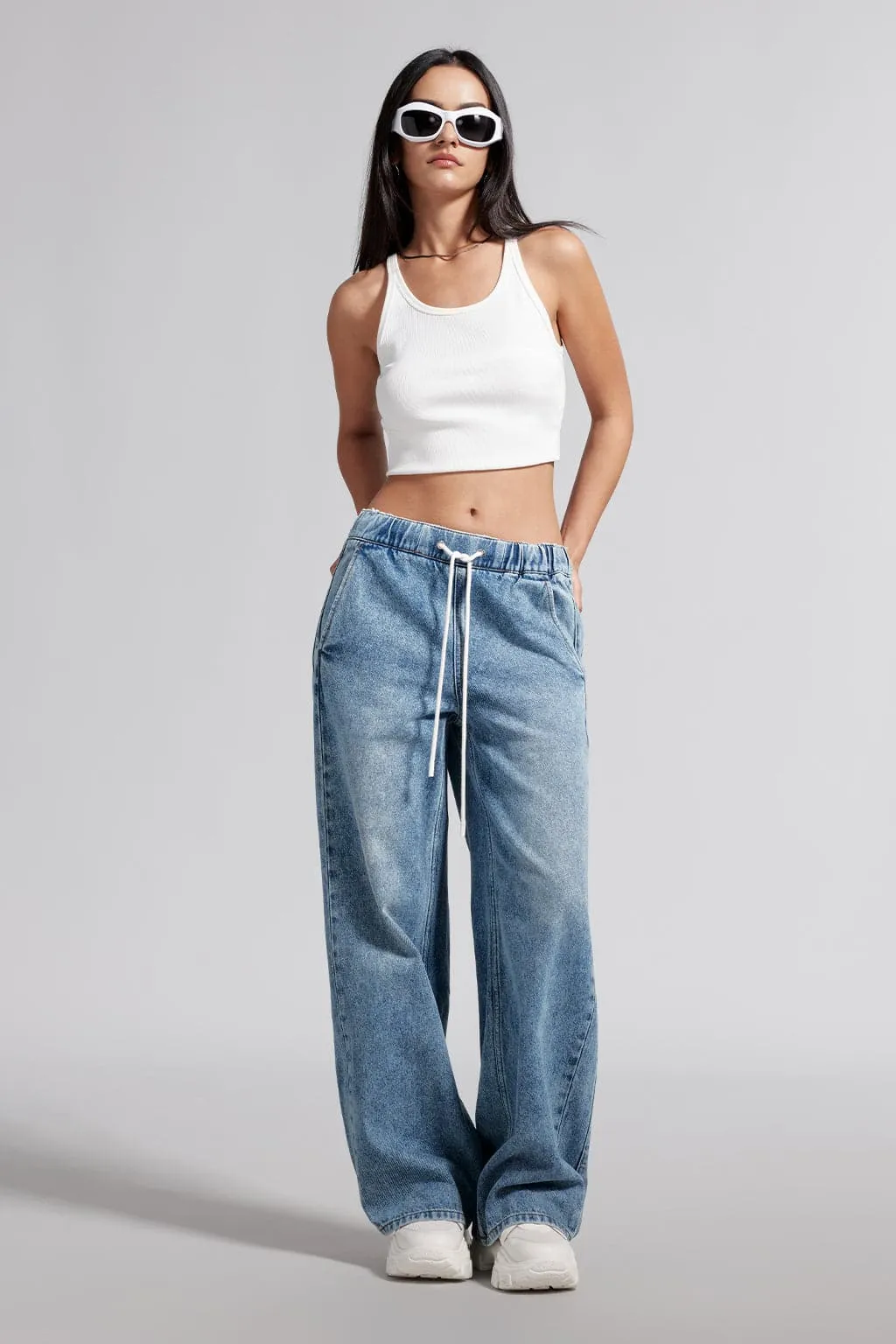 Straight-Leg Jeans With Elastic Waist