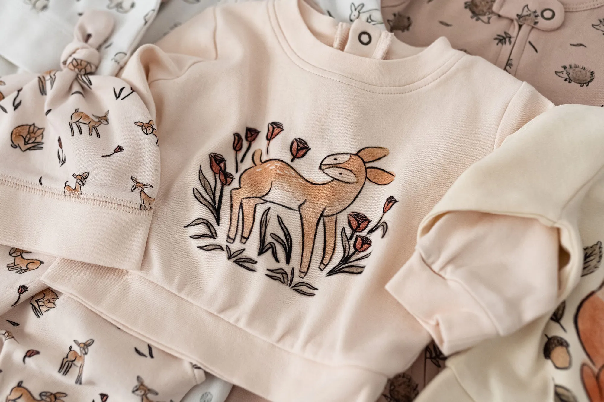 The Woodland Collection Organic Graphic Sweatshirt & Jogger Set