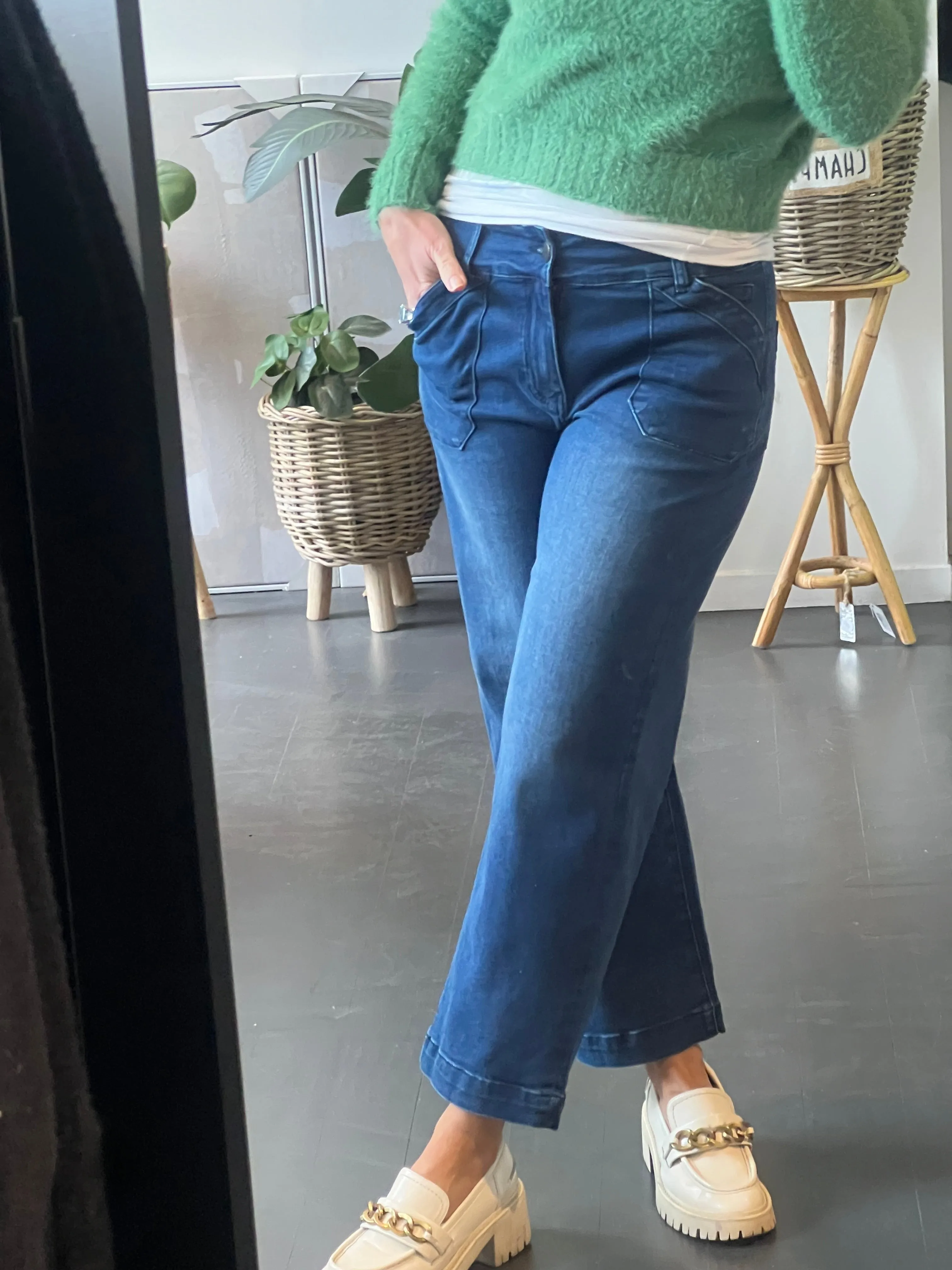 Wide Leg Cropped Jeans - by NLJ